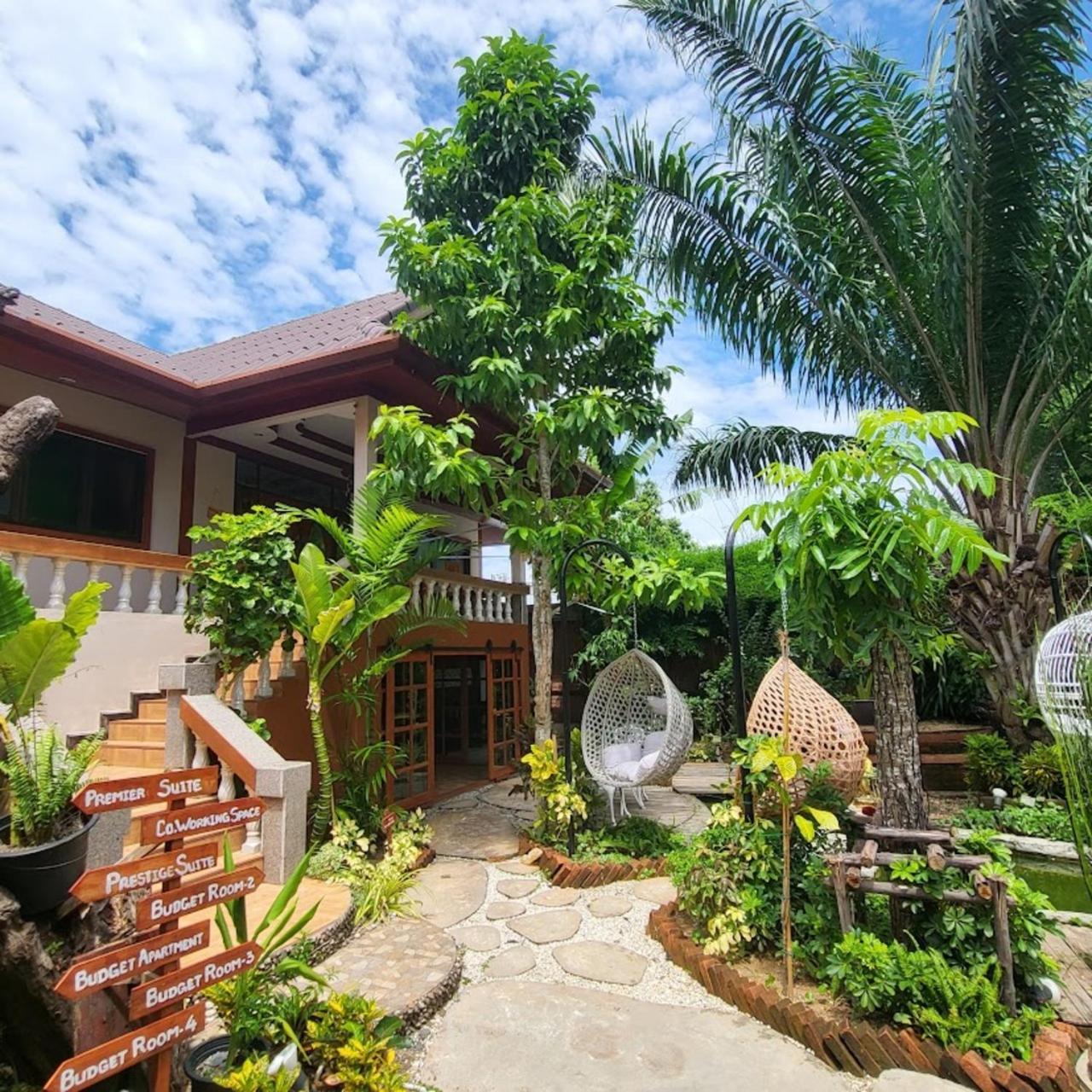 Namphung Phuket Boutique Resort Rawai Exteriör bild